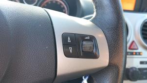 Opel Corsa D 1.2 16V Vehículo de desguace (2012, Gris plateado, Marrón)