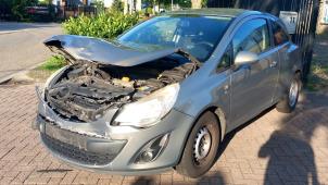 Opel Corsa D 1.2 16V Vehículo de desguace (2012, Gris plateado, Marrón)
