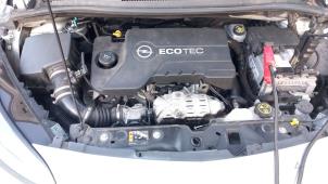 Opel Corsa E 1.3 CDTi 16V ecoFLEX Vehículo de desguace (2015, Gris plateado, Plateado)