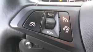 Opel Corsa E 1.3 CDTi 16V ecoFLEX Vehículo de desguace (2015, Gris plateado, Plateado)