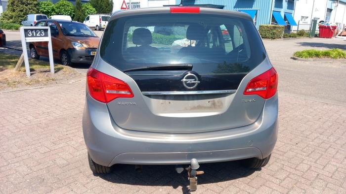 Opel Meriva 1.4 Turbo 16V Ecotec Vehículo de desguace (2012, Gris plateado, Marrón)