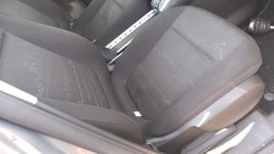 Opel Meriva 1.4 Turbo 16V Ecotec Vehículo de desguace (2012, Gris plateado, Marrón)
