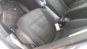 Opel Meriva 1.4 Turbo 16V Ecotec Vehículo de desguace (2012, Gris plateado, Marrón)