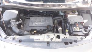 Opel Meriva 1.4 Turbo 16V Ecotec Vehículo de desguace (2012, Gris plateado, Marrón)