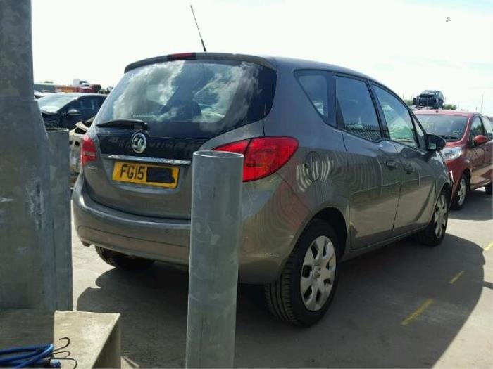Opel Meriva Mk.II 1.4 Turbo 16V Ecotec Épave (2015, PEPPERDUST)