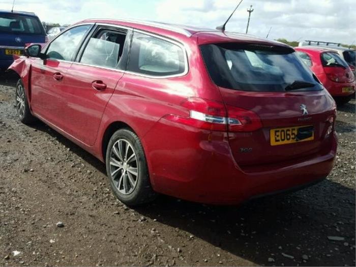 Peugeot 308 SW 1.6 BlueHDi 120 Épave (2015, Rouge)