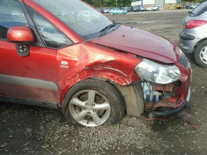 Suzuki SX4 1.9 DDiS Grip 4x4 Épave (2009, Léger, Cuivre)