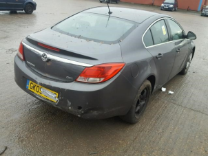 Opel Insignia 2.0 CDTI 16V 130 Ecotec Samochód złomowany (2009, Szary)