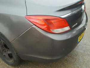 Opel Insignia 2.0 CDTI 16V 130 Ecotec Samochód złomowany (2009, Szary)