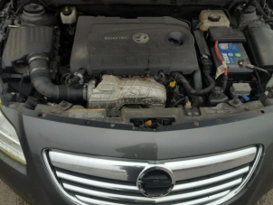 Opel Insignia 2.0 CDTI 16V 130 Ecotec Samochód złomowany (2009, Szary)
