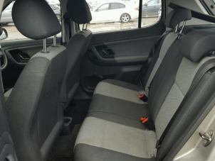 Skoda Fabia II 1.2i Épave (2010, Métallisé, Beige)