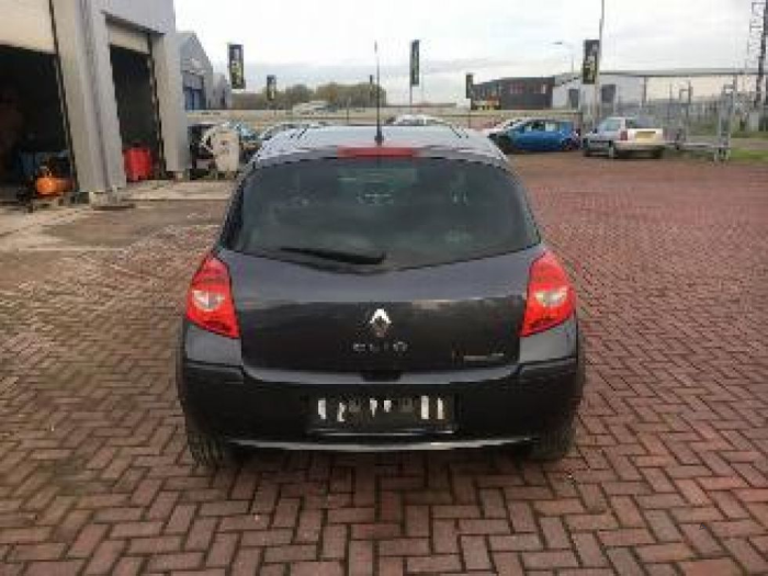 Renault Clio Iii Br Cr 1 5 Dci 70 Schrott Baujahr 07 Farbe Metallic Grau Proxyparts De