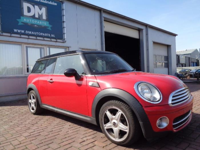 Mini Mini Clubman R55 16 Cooper D Salvage Year Of Construction