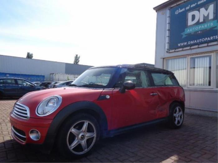 Mini Mini Clubman R55 16 Cooper D Salvage Year Of Construction