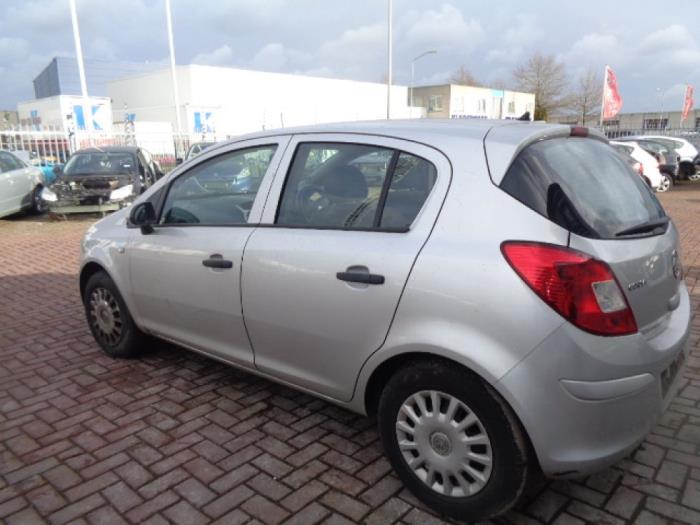 Opel Corsa D 1 3 Cdti 16v Ecoflex Salvage Year Of Construction 11 Colour Metallic Silver Grey Proxyparts Com