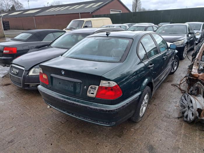 BMW 3 serie 320d 16V Vehículo de desguace (1998)