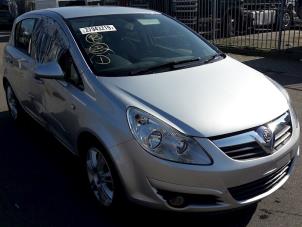 Opel Corsa D 1.4 16V Twinport Épave (2007, Gris argenté)