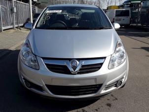 Opel Corsa D 1.4 16V Twinport Épave (2007, Gris argenté)