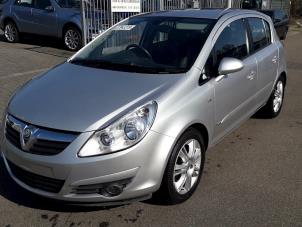 Opel Corsa D 1.4 16V Twinport Épave (2007, Gris argenté)