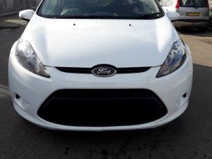 Ford Fiesta 6 1.25 16V Épave (2012, Blanc, Aluminium)