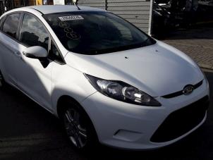 Ford Fiesta 6 1.25 16V Épave (2012, Blanc, Aluminium)