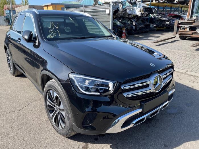 Mercedes GLC 2.0 300 16V EQ Boost 4Matic Épave (2019, Noir)