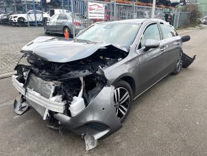 Mercedes A 1.3 A-200 Turbo 16V Épave (2020, Gris)
