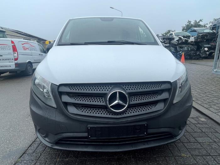 Mercedes Vito 2.2 116 CDI 16V Samochód złomowany (2015, Bialy)