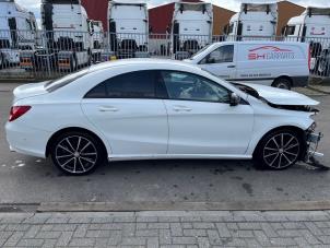 Mercedes CLA 1.6 CLA-180 16V Épave (2014, Blanc)