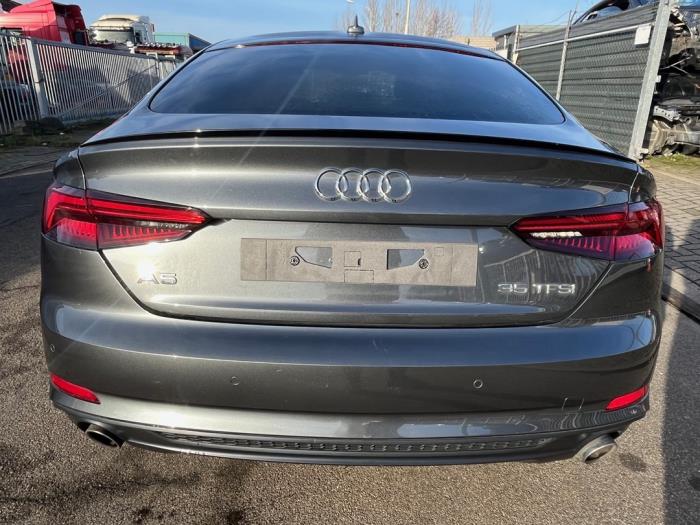 Audi A5 Sportback 2.0 35 TFSI Mild Hybrid 16V Épave (2020, Gris)