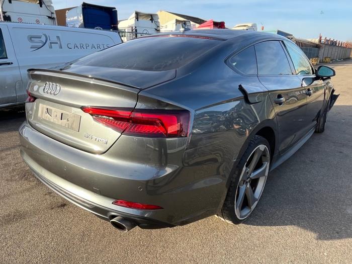 Audi A5 Sportback 2.0 35 TFSI Mild Hybrid 16V Épave (2020, Gris)