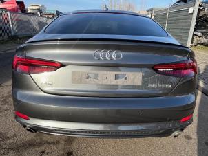 Audi A5 Sportback 2.0 35 TFSI Mild Hybrid 16V Épave (2020, Gris)