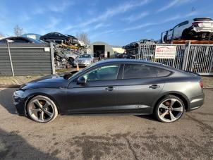 Audi A5 Sportback 2.0 35 TFSI Mild Hybrid 16V Épave (2020, Gris)