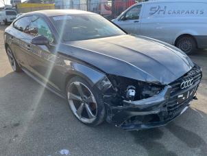 Audi A5 Sportback 2.0 35 TFSI Mild Hybrid 16V Épave (2020, Gris)