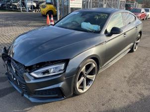 Audi A5 Sportback 2.0 35 TFSI Mild Hybrid 16V Épave (2020, Gris)