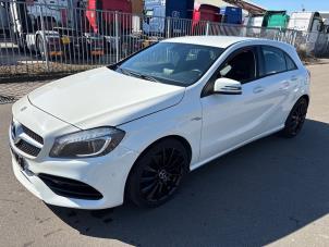 Mercedes A 1.6 A-180 16V  (Épave)