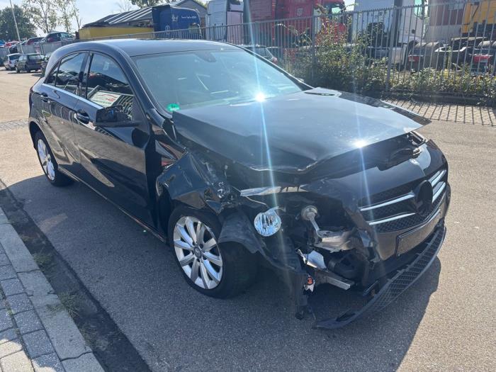 Mercedes A 1.6 A-180 16V Salvage vehicle (2013, Black)