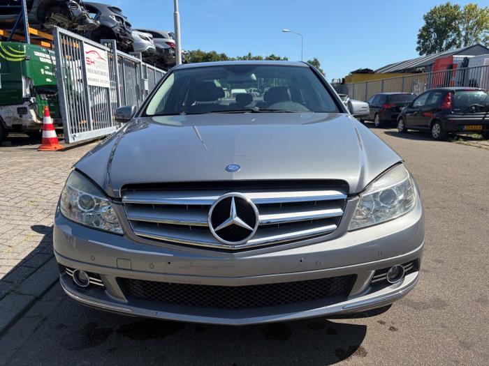 Mercedes C 1.6 C-180K 16V BlueEfficiency Vehículo de desguace (2009, Gris)