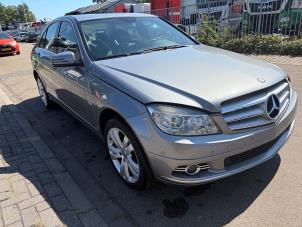 Mercedes C 1.6 C-180K 16V BlueEfficiency Vehículo de desguace (2009, Gris)