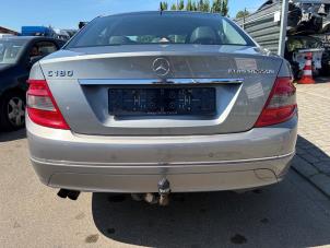 Mercedes C 1.6 C-180K 16V BlueEfficiency Vehículo de desguace (2009, Gris)