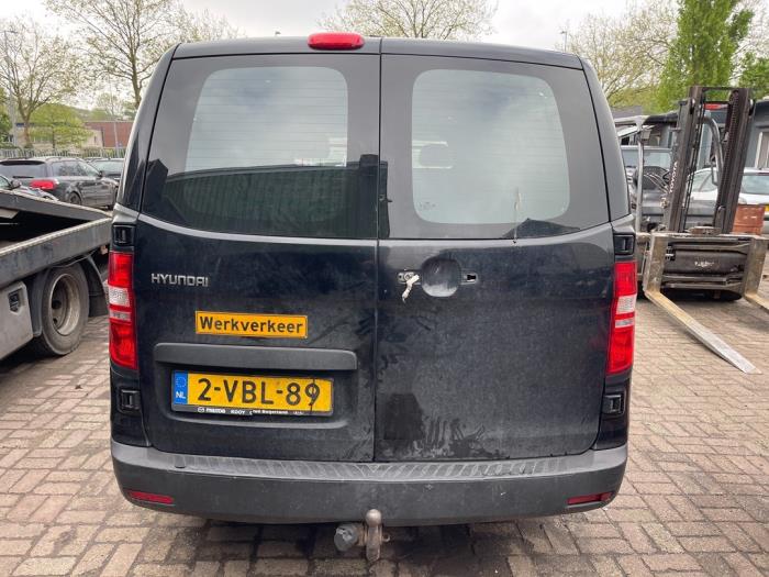 Hyundai H-300 2.5 CRDi Skrotfordon (2009, NIET VAN TOEPASSING)