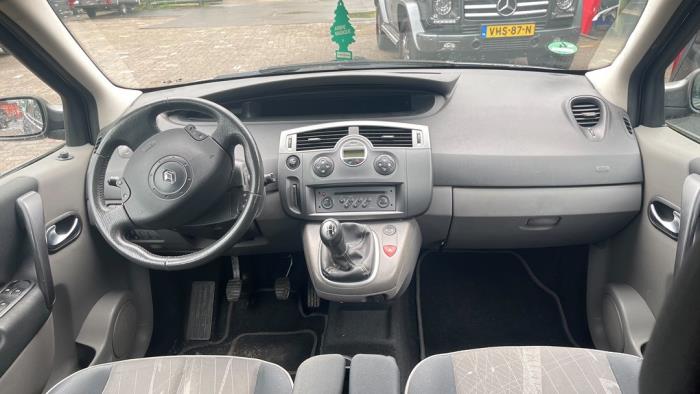 Renault Scénic II 1.6 16V Salvage vehicle (2004, Gray)