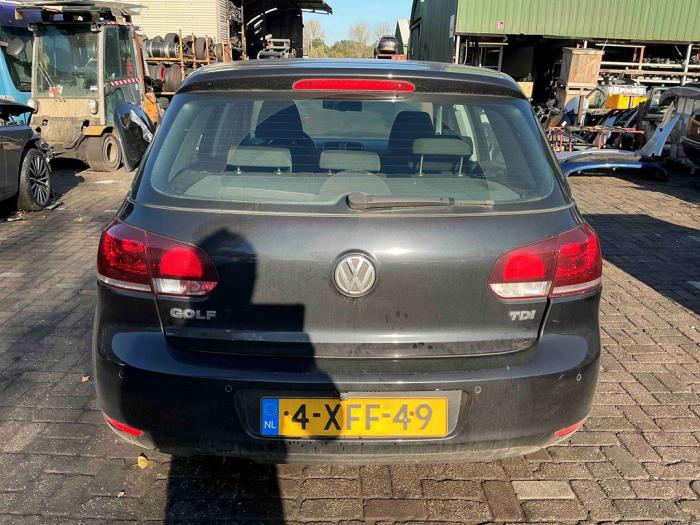 Volkswagen Golf VI 1.6 TDI 16V Skrotfordon (2009, ZWART)
