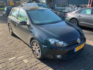 Volkswagen Golf VI 1.6 TDI 16V Épave (2009, Noir)
