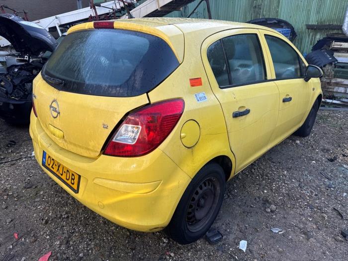 Opel Corsa D 1.2 16V Vehículo de desguace (2007, Amarillo)