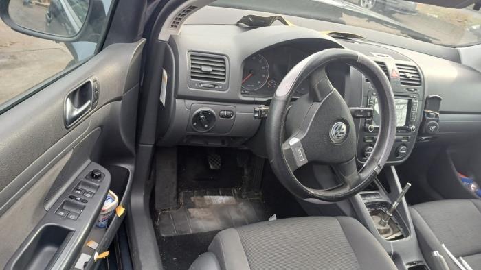 Volkswagen Golf V 1.6 FSI 16V Salvage vehicle (2006, Gray)