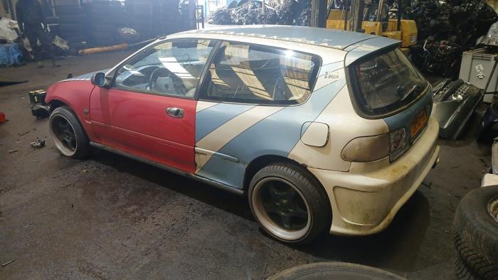 Honda Civic 1.5 DXi,LSi 16V Salvage vehicle (1995, White)