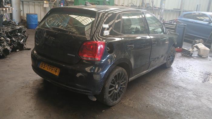 Volkswagen Polo V 1.2 TDI 12V BlueMotion Samochód złomowany (2012, Czarny)