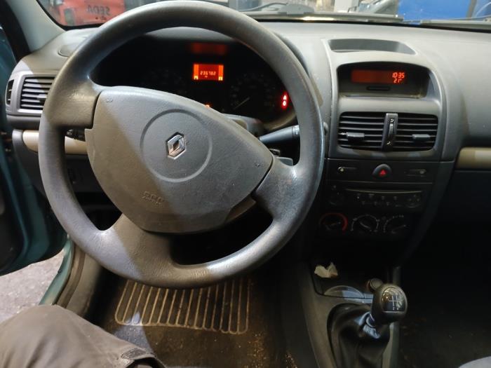 Renault Clio II 1.2 16V Schrottauto (2004, Blau)
