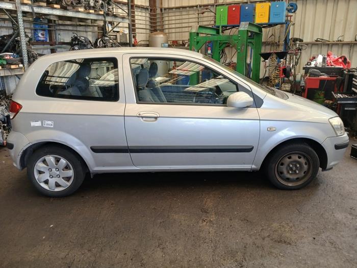 Hyundai Getz 1.3i 12V Vehículo de desguace (2005, Gris)